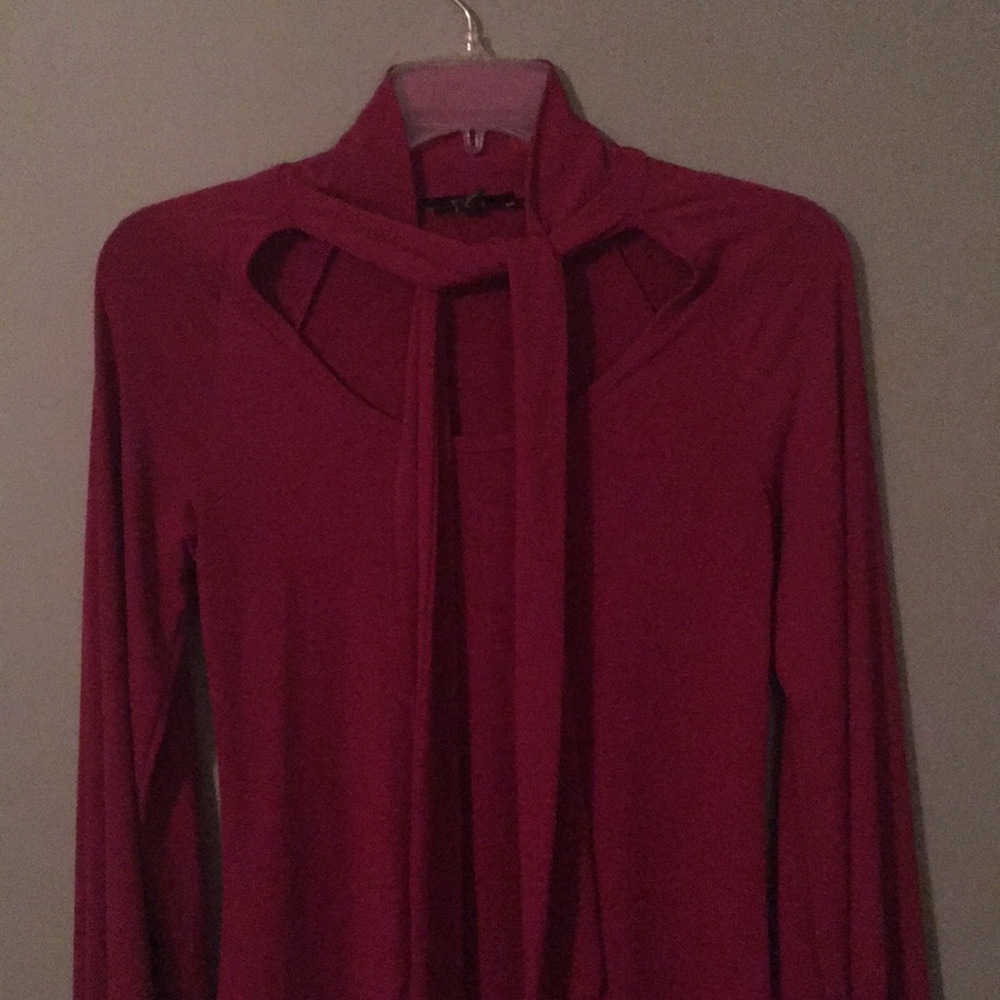 Top - Picture 2 of 5